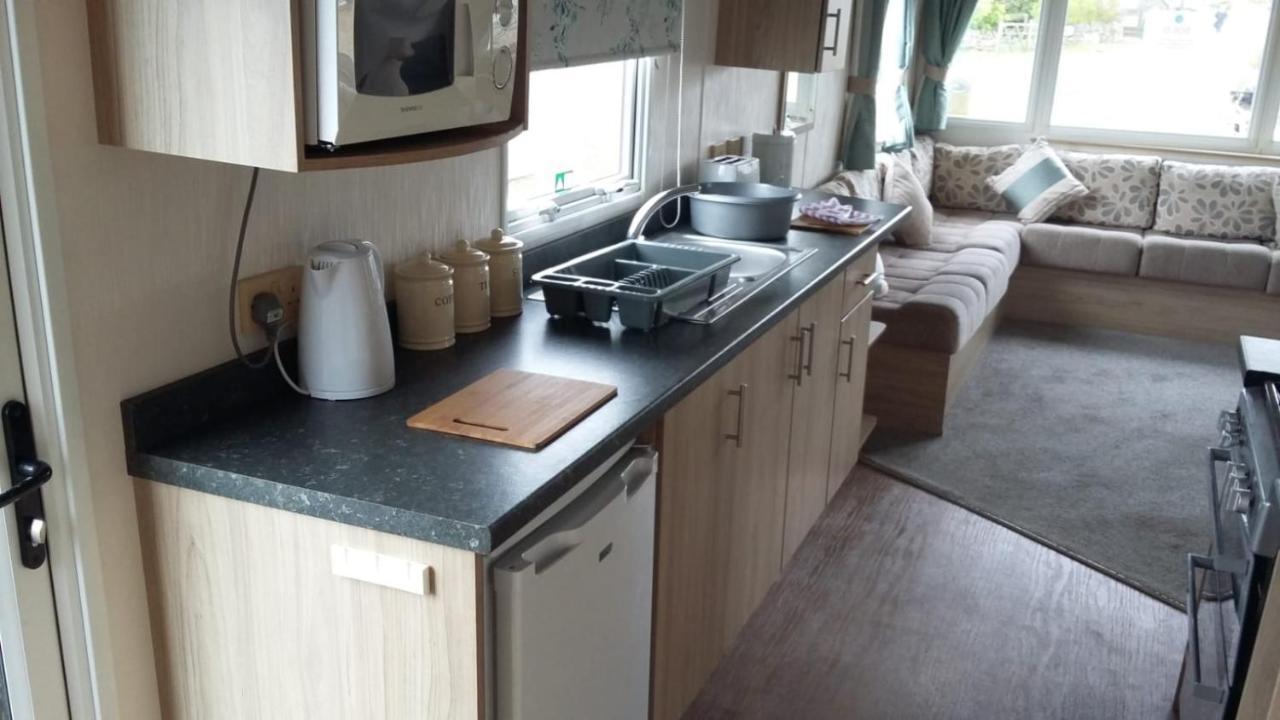 Kingdom Holiday Park Haverigg Екстериор снимка